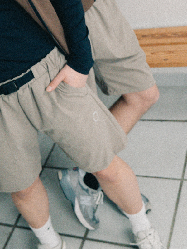Tech belt shorts | Unisex Nude