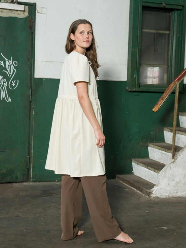 DRESS | TEAM | 402940A100