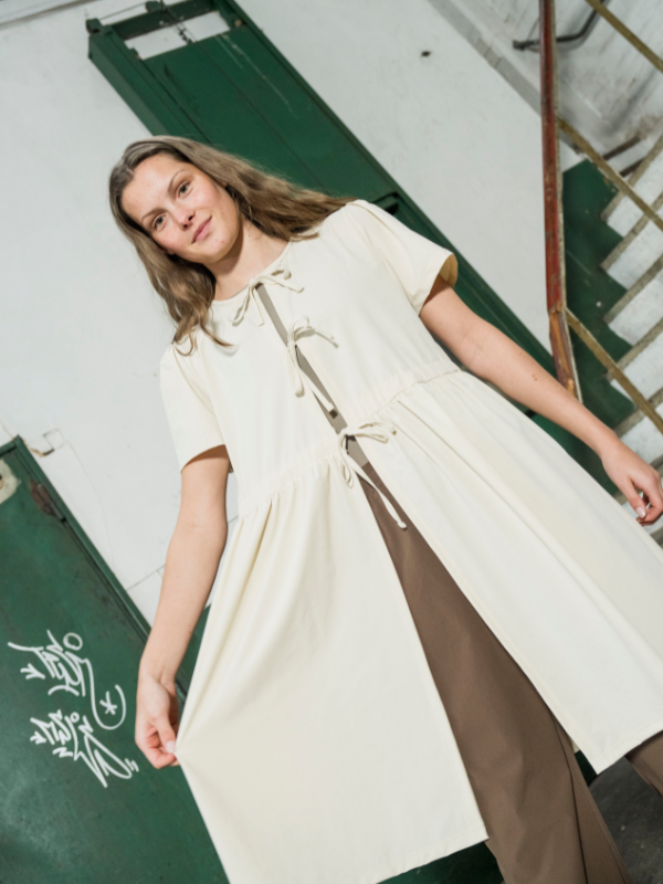 DRESS | TEAM | 402940A100