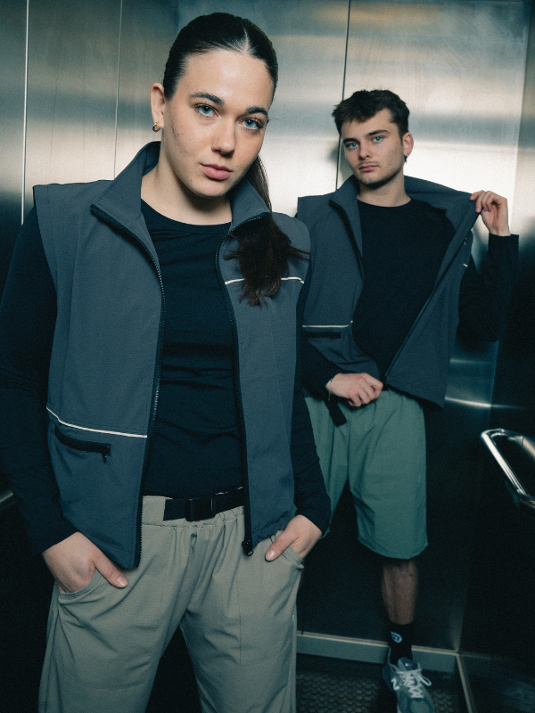 Tech pipe vest | Unisex Mørk grå