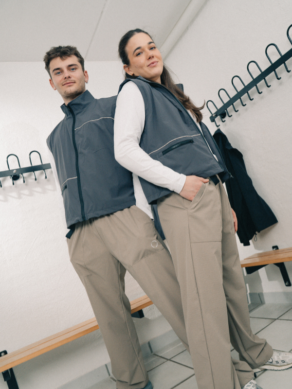 Tech pipe vest | Unisex Mørk grå