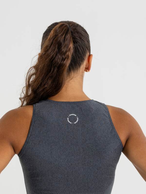 WRINKLE TOP | WOMEN Mørk grå