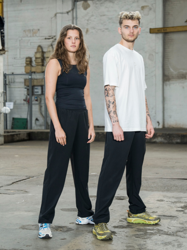 Tech 01 pants | Unisex Black