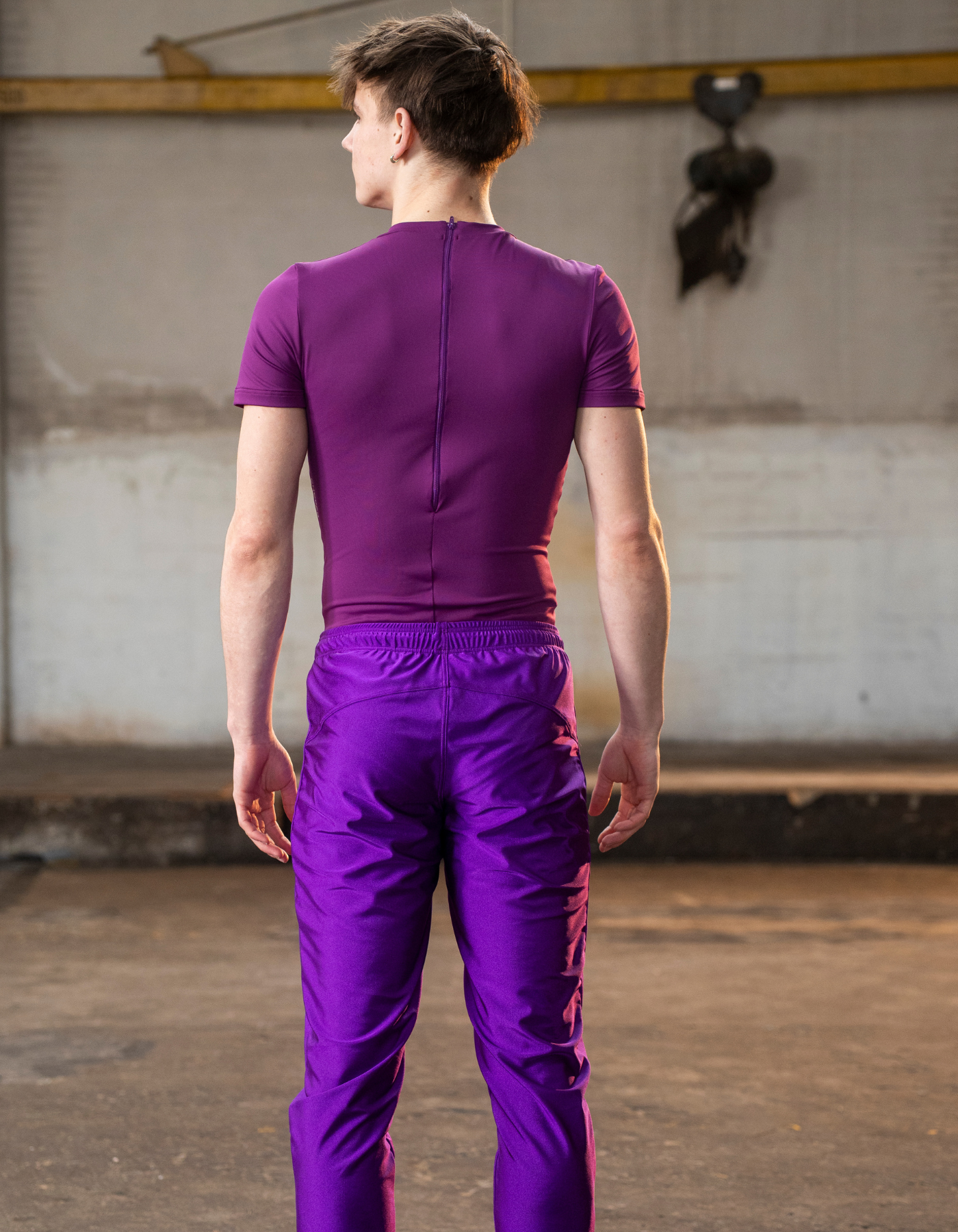 Miesten voimistelupuku I 900150A100 I Maa jalkojemme alla