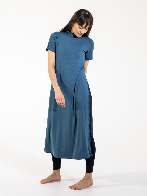 DRESS | Women | Team | 402560A100