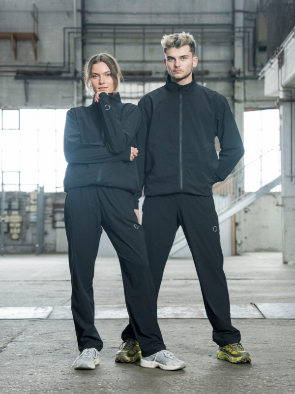 Tech 01 full zip | Unisex Black